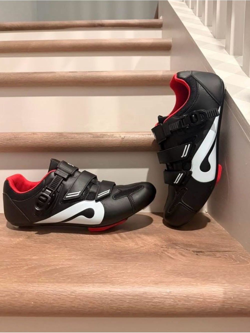 Peloton Men's Black and Red Athletic Cycling Shoes